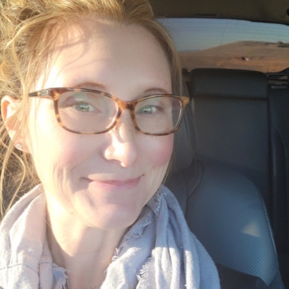 Meet your Posher, Jennifer
